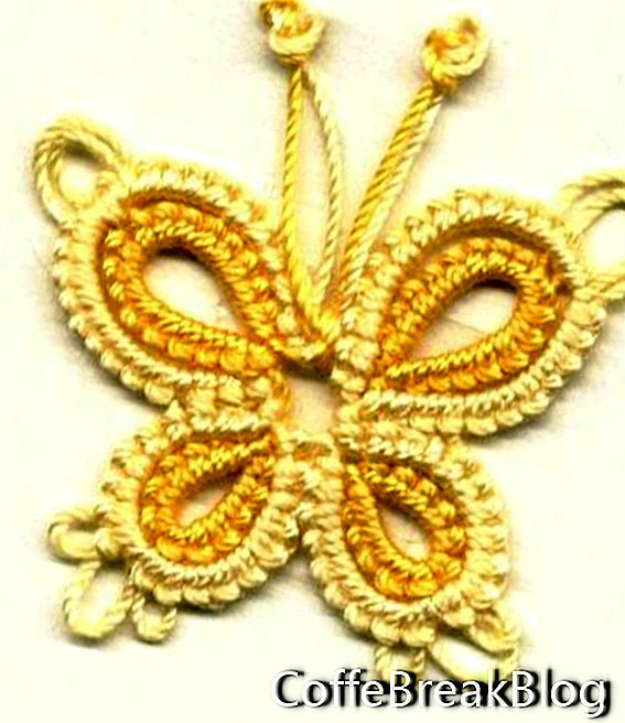 кольцо с луком бабочки Хоуп Грин из архива онлайн-таттинга